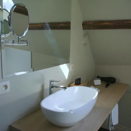 Canal Deluxe Bruges